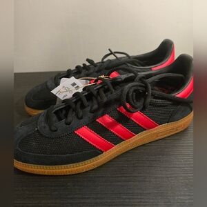 Adidas Handball IH8013 Black Red Gum Sneakers Mens Size 8 NWT
